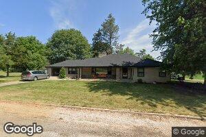 438 E Chestnut St, Sheffield, IL 61361