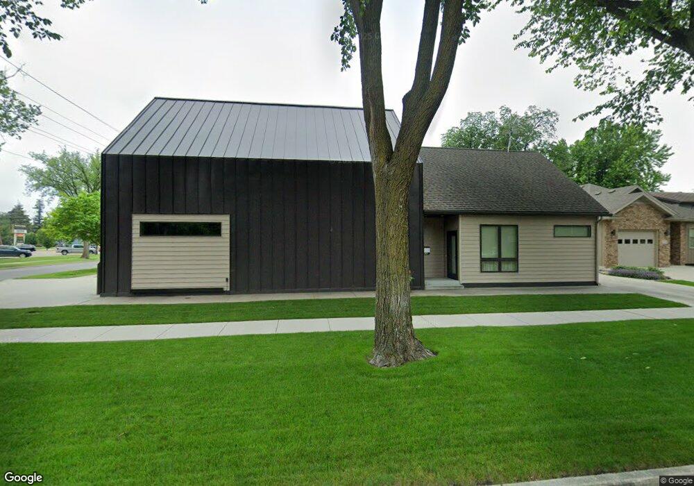 501 15th Ave N, Fargo, ND 58102 - photo 1