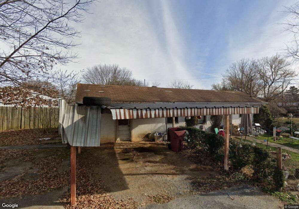 2410 Charles St, Johnson City, TN 37601 - photo 1