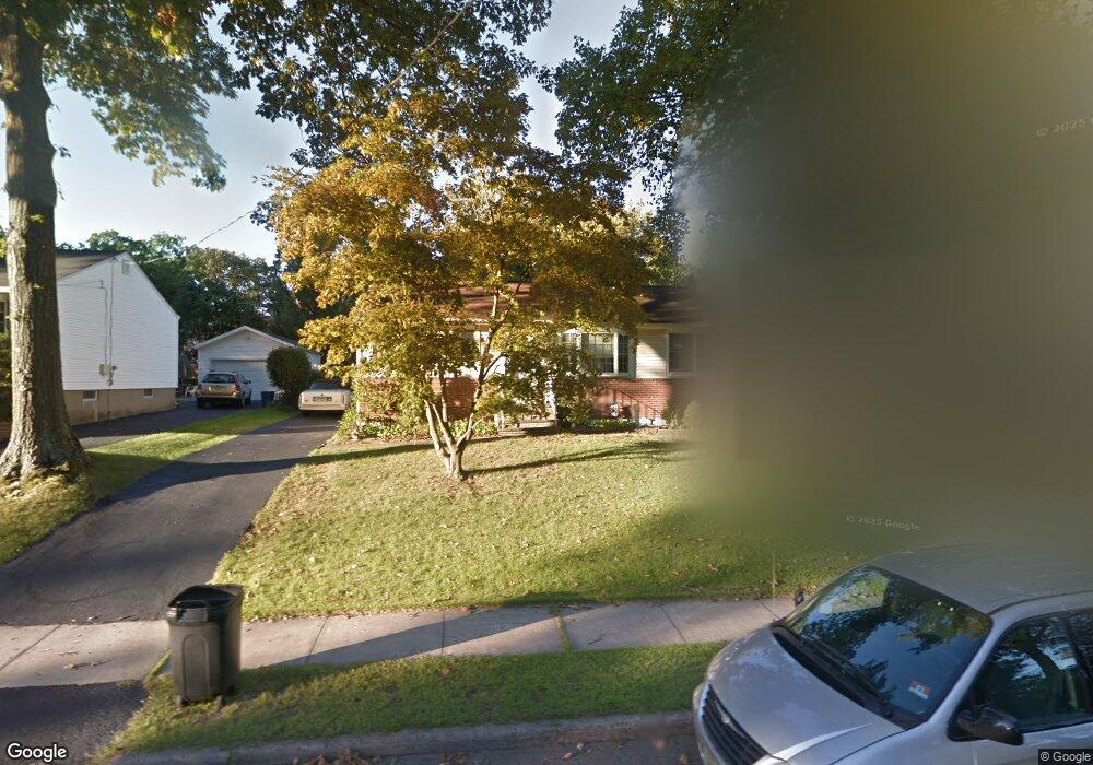 54 Lindbergh Pkwy, Waldwick, NJ 07463 - photo 1