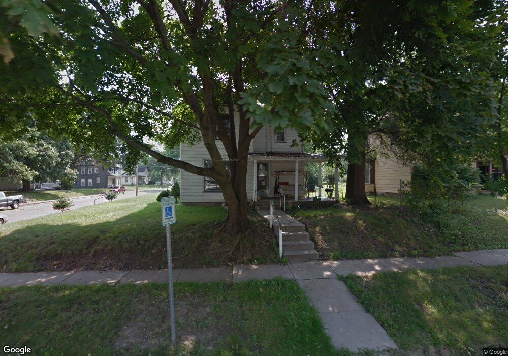 1025 E 14th St, Davenport, IA 52803 - photo 1