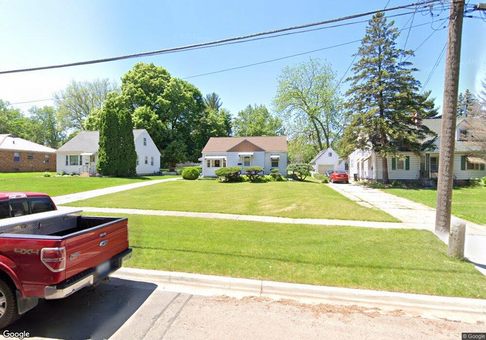 1940 W 6th St, Waterloo, IA 50702 - photo 1