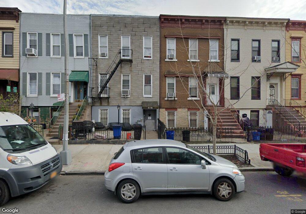 676 Macdonough St, Brooklyn, NY 11233 - photo 1