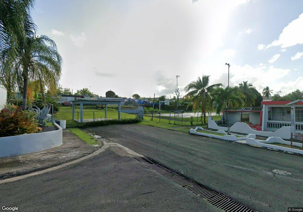 ae6 Rexville Calle 51 Block Ae-6 Bayamon, Bayamón, PR 00957 - photo 1