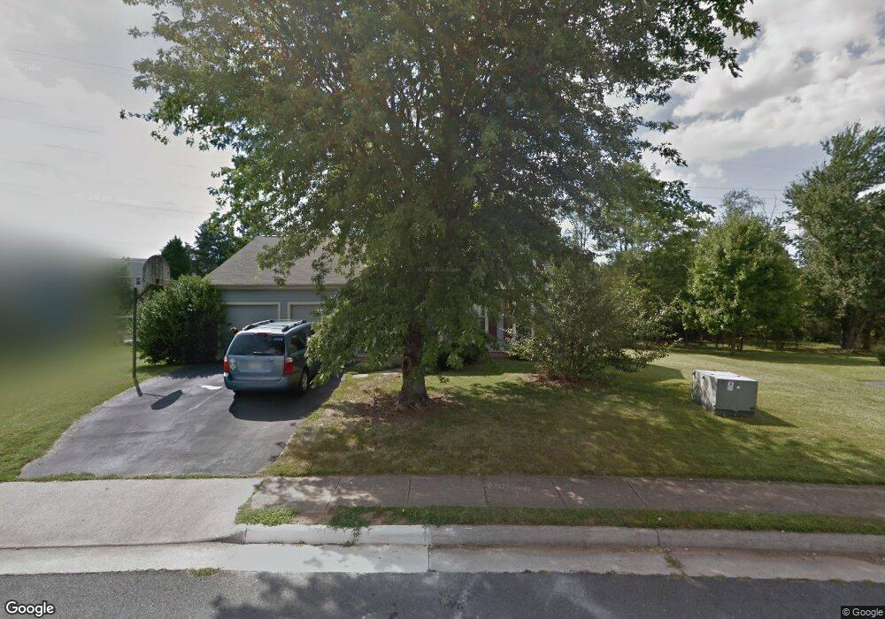 22208 Stablehouse Dr, Sterling, VA 20164 - photo 1