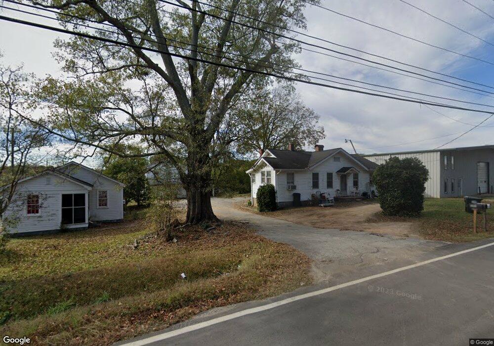 305 W Railroad St, Elberton, GA 30635 - photo 1