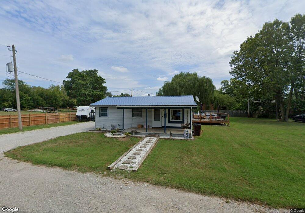 610 N Grant St, Edinburgh, IN 46124 - photo 1