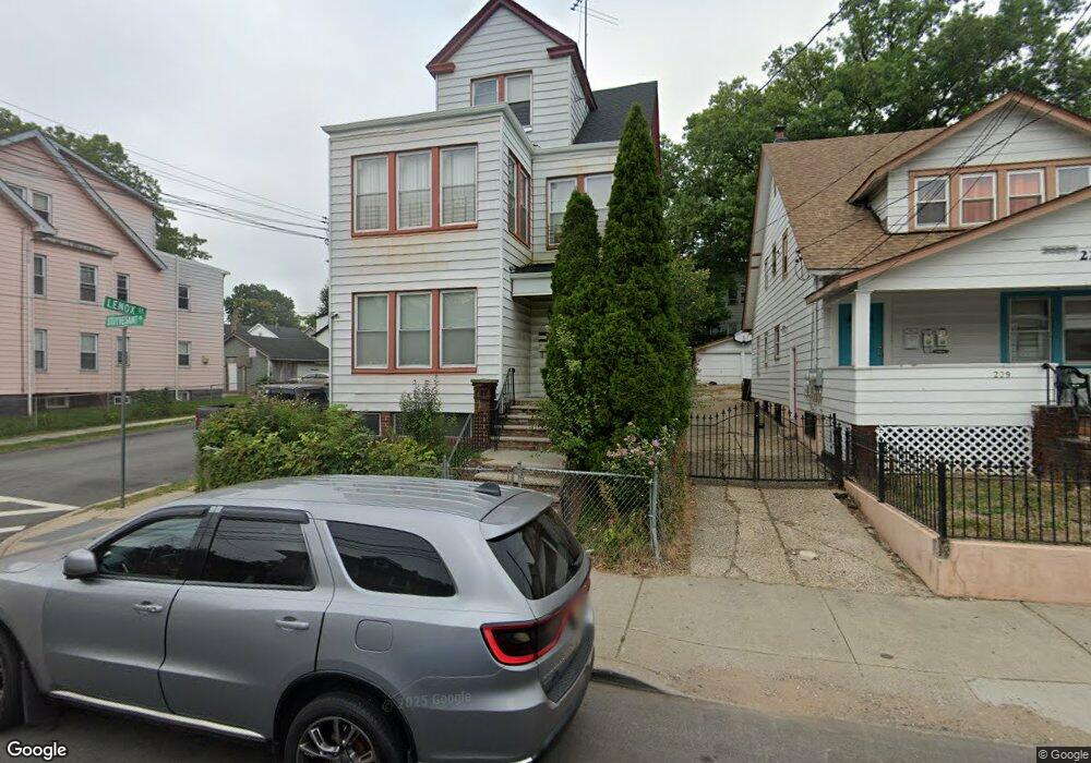 233 Stuyvesant Ave, Newark, NJ 07106 - photo 1