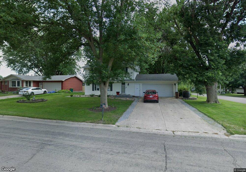 1511 Southview Ln, Albert Lea, MN 56007 - photo 1