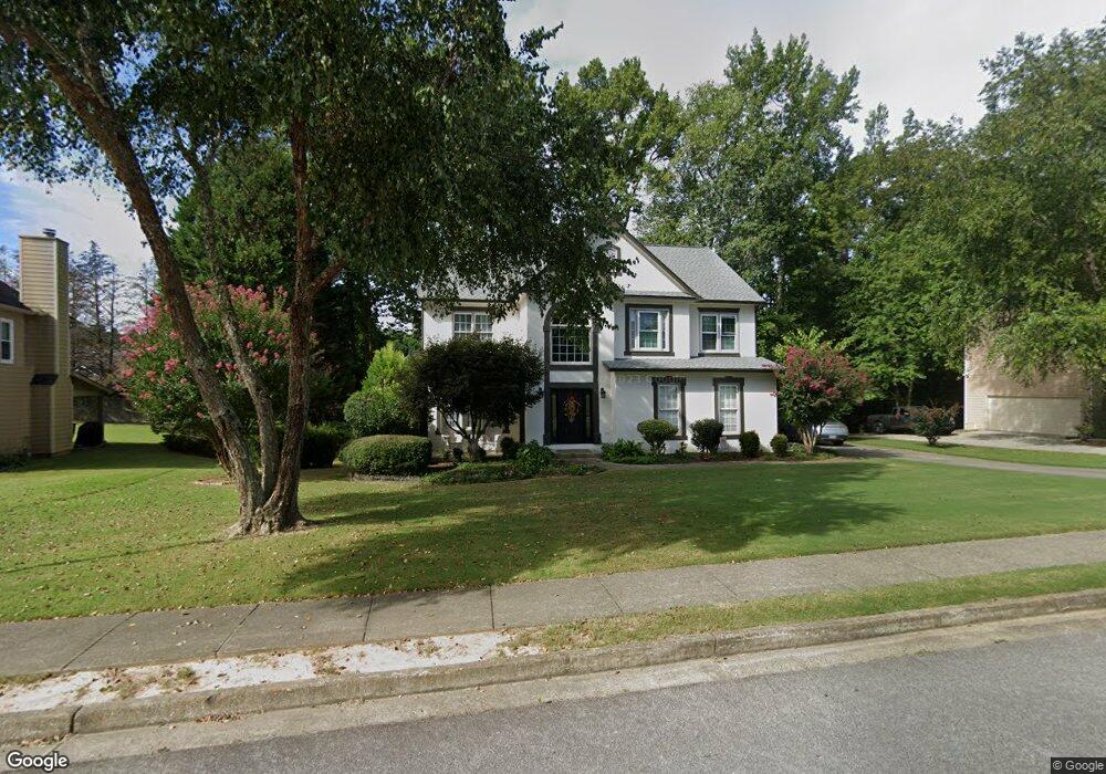 5520 Snowberry Dr, Sugar Hill, GA 30518 - photo 1