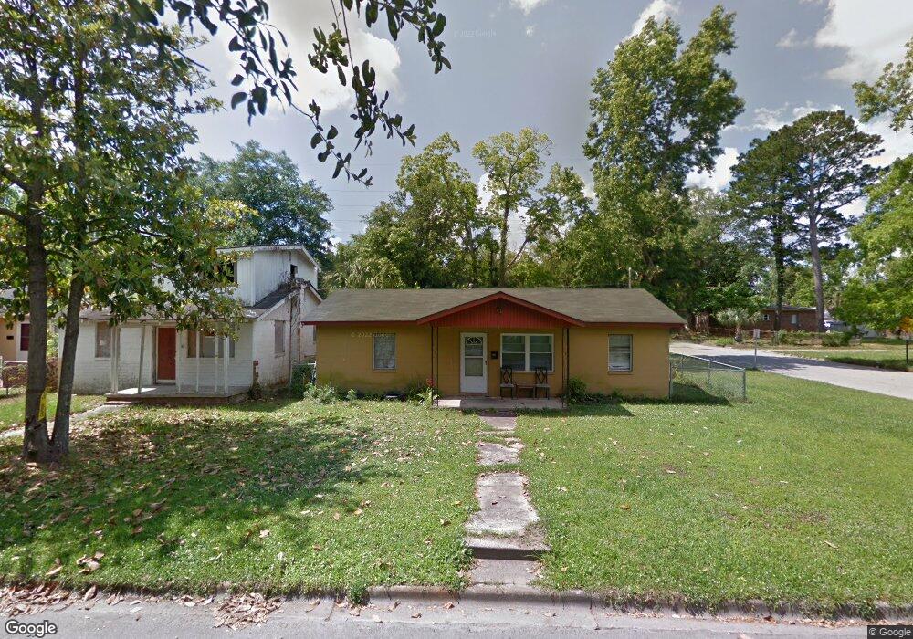 827 W 51st St, Savannah, GA 31405 - photo 1