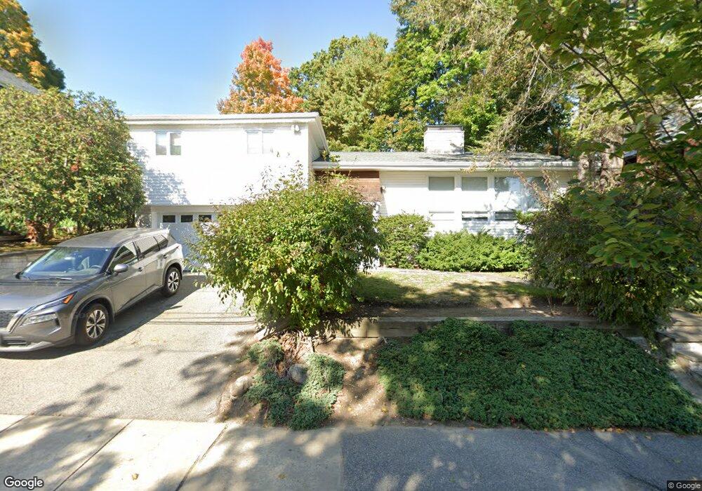 85 Somerset Rd, Brookline, MA 02445 - photo 1