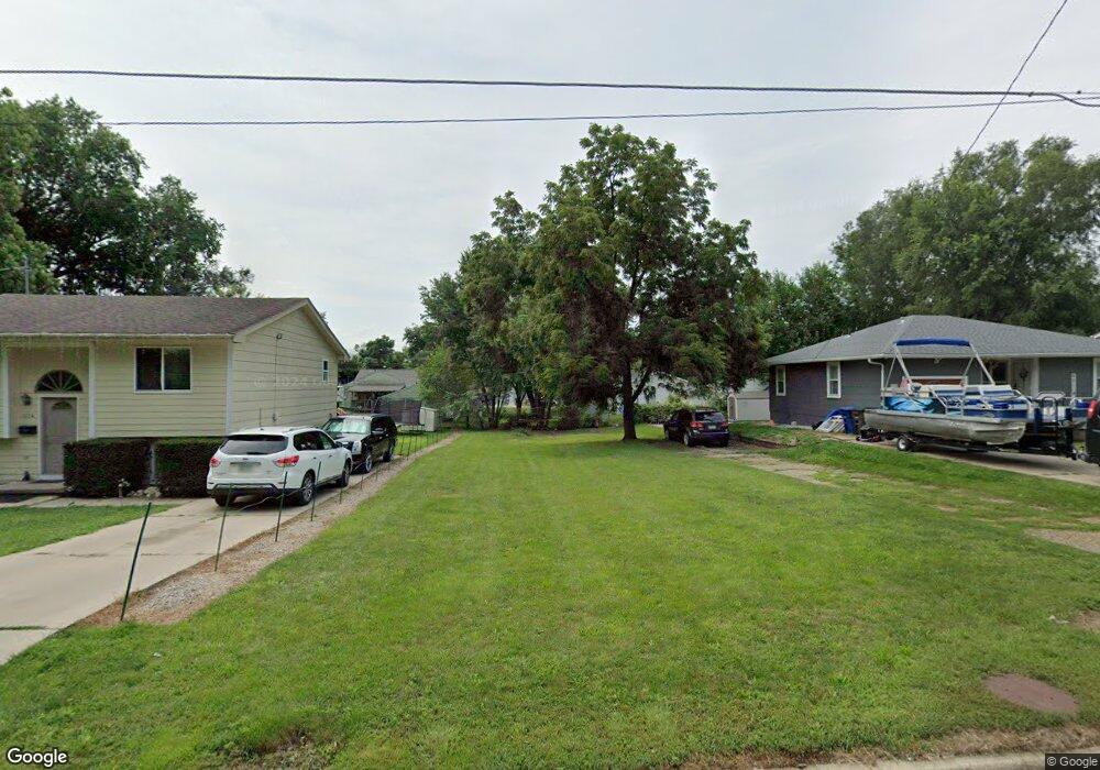 1216 Bundy St, Des Moines, IA 50315 - photo 1