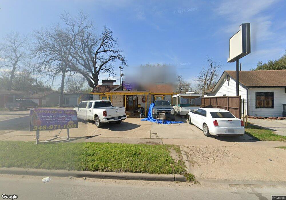 2619 North Fwy, Houston, TX 77009 - photo 1