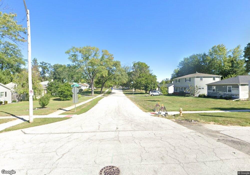 1129 S Sumner St, Wheaton, IL 60189 - photo 1