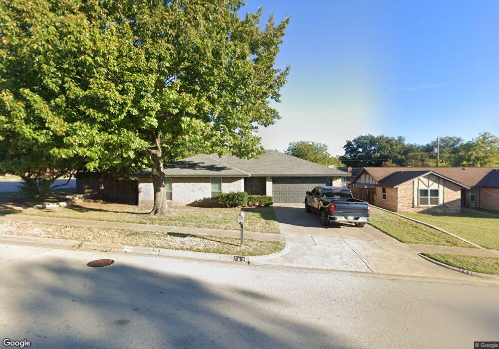 752 Springhill Dr, Hurst, TX 76054 - photo 1