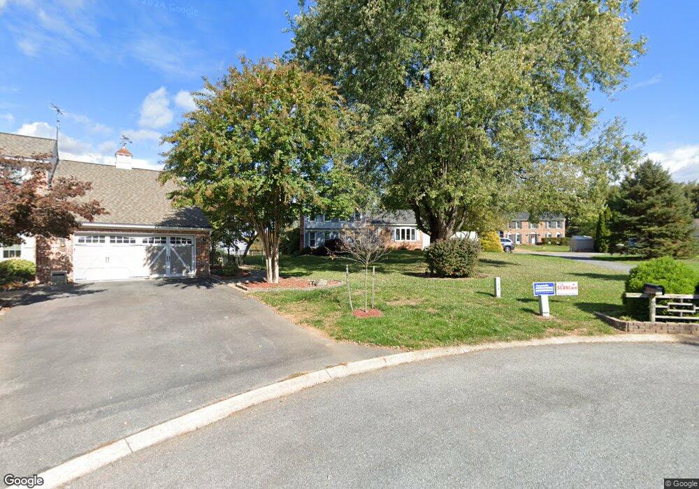 608 Falmouth Ct, Sykesville, MD 21784 - photo 1