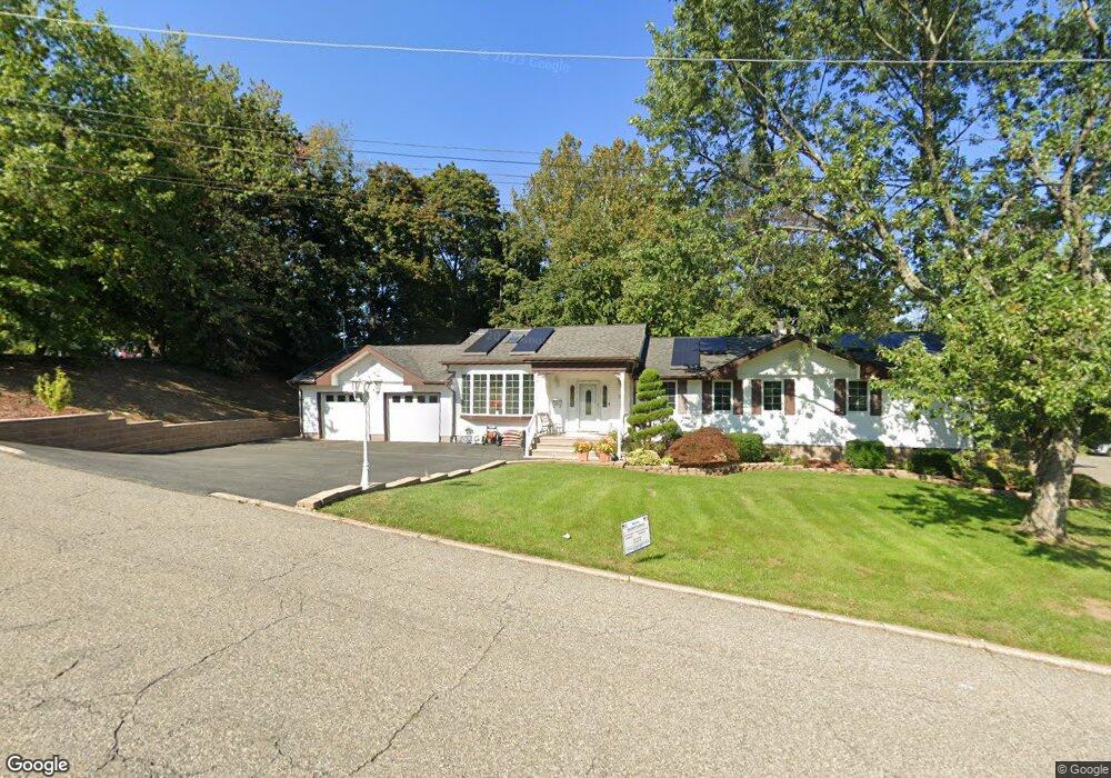 11 Green Hill Rd, Parsippany, NJ 07054 - photo 1