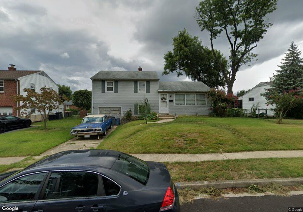 602 Wallerson Rd, Catonsville, MD 21228 - photo 1