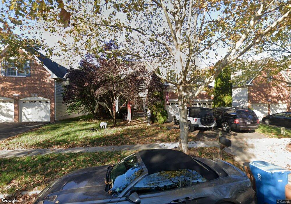 25959 Talmont Dr, Chantilly, VA 20152 - photo 1