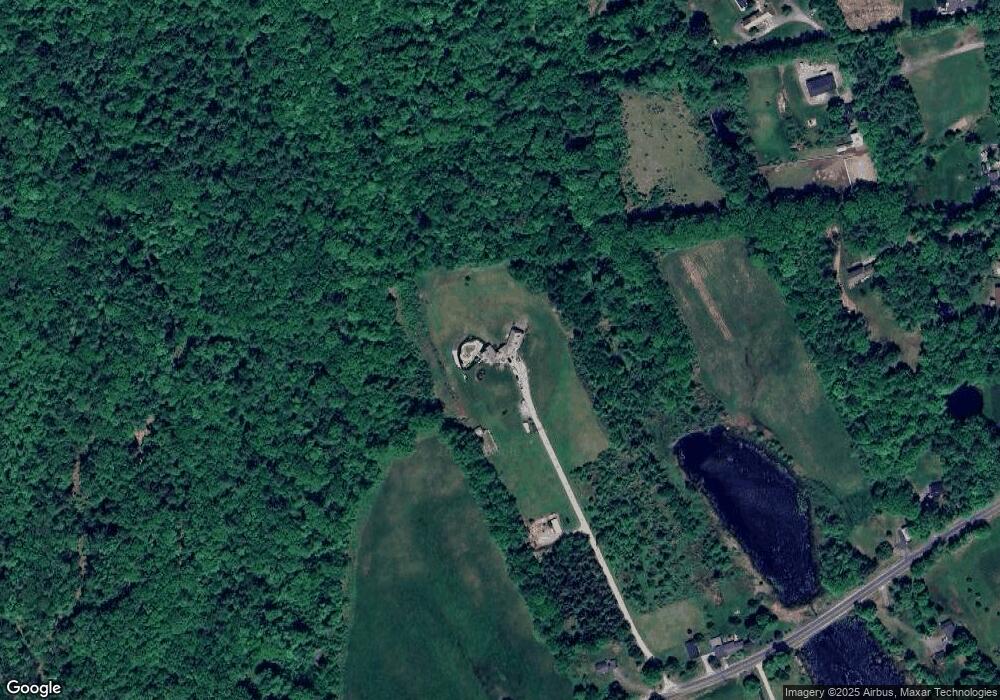 1023 Gorham Pond Rd, Dunbarton, NH 03046 - photo 1