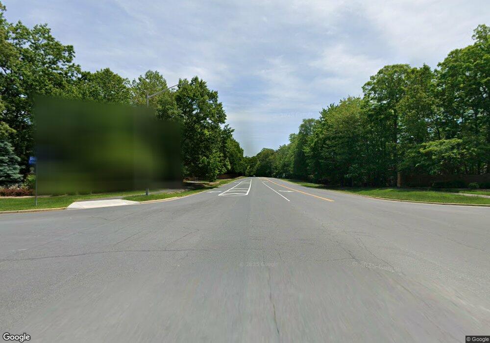 555 Silverbrook Rd, Fx Station, VA 22039 - photo 1