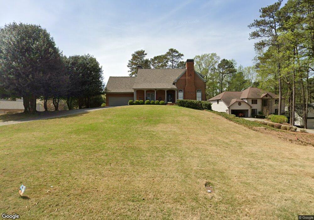 2215 Roxburgh Dr, Roswell, GA 30076 - photo 1