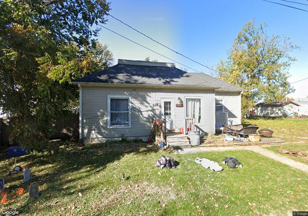 309 E 5th St S, Newton, IA 50208 - photo 1