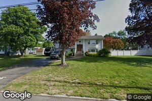 8 Benjamin Place, Pequannock, NJ 07440