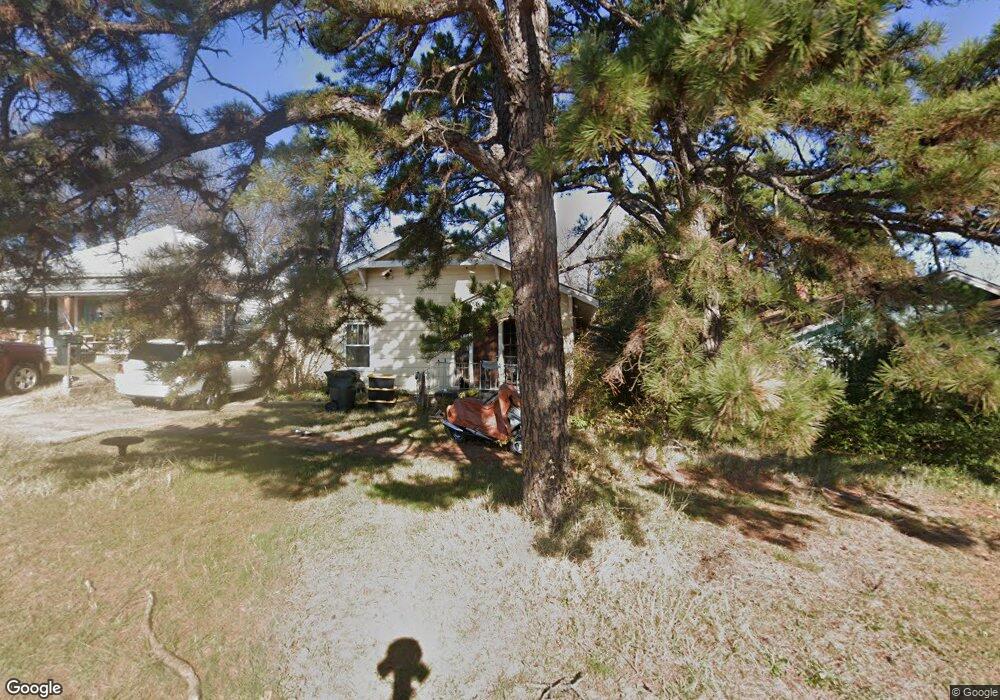 108 E Gentry St, Henryetta, OK 74437 - photo 1