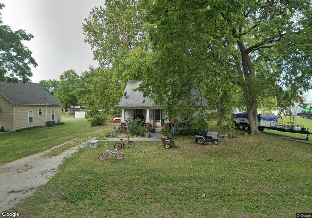 517 Navarre St, Rossville, KS 66533 - photo 1