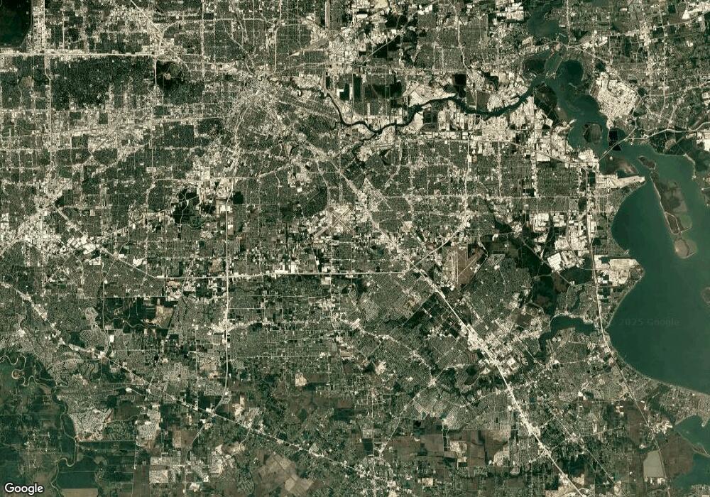 10314 Kingsdale Crossing Ln, Houston, TX 77075 - photo 1