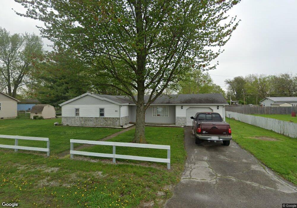 811 S Dewitt St, Windfall, IN 46076 - photo 1