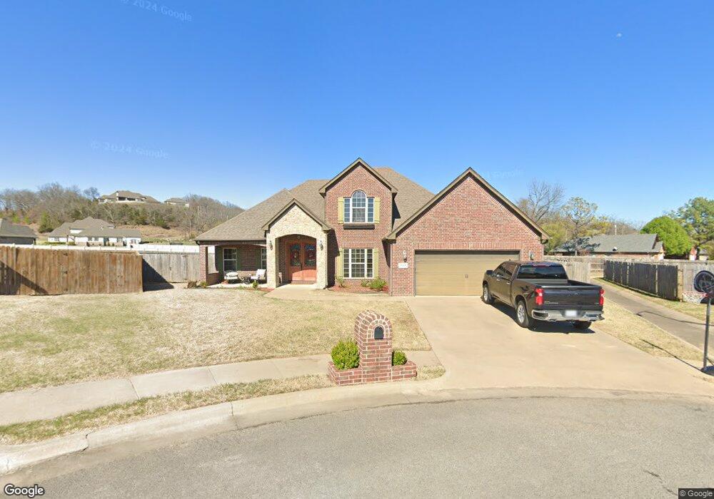 513 Kingston Place, Tahlequah, OK 74464 - photo 1