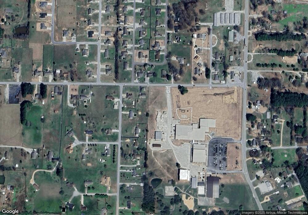 161 Vaughn Dr, Paragould, AR 72450 - photo 1