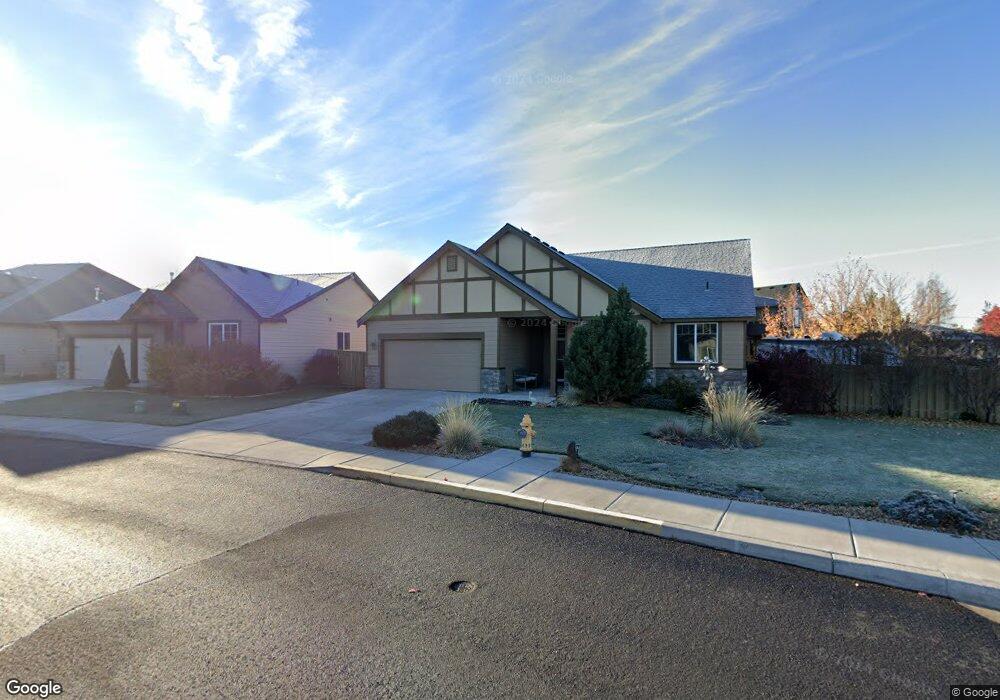 2943 SW 50th St unit 24, Redmond, OR 97756 - photo 1