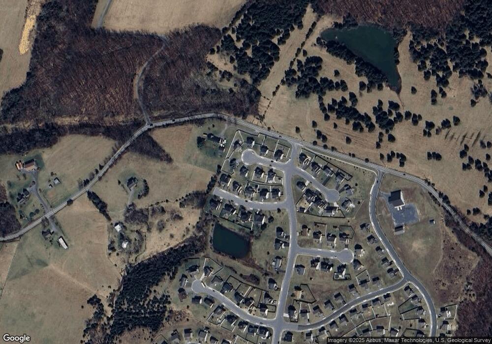 49 Ian Ct, Bunker Hill, WV 25413 - photo 1