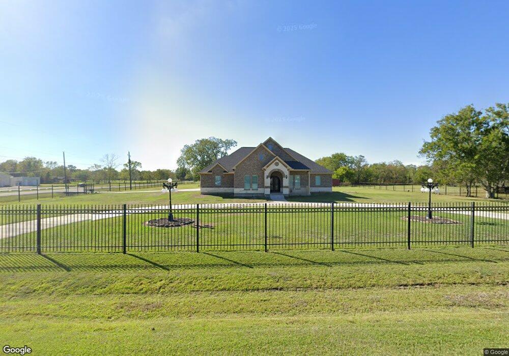 4210 Veterans Dr, Pearland, TX 77584 - photo 1