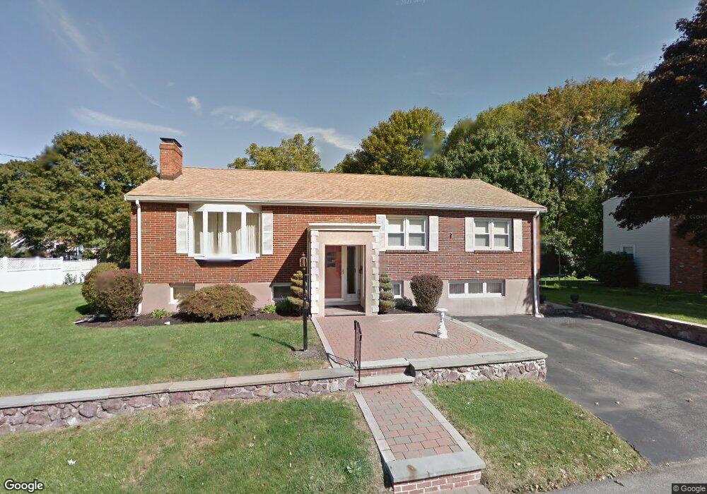 6 Vera Ln, Stoneham, MA 02180 - photo 1