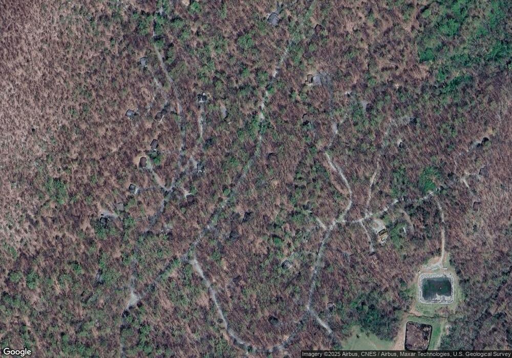 100 Wintergreen Ct, Berkeley Springs, WV 25411 - photo 1