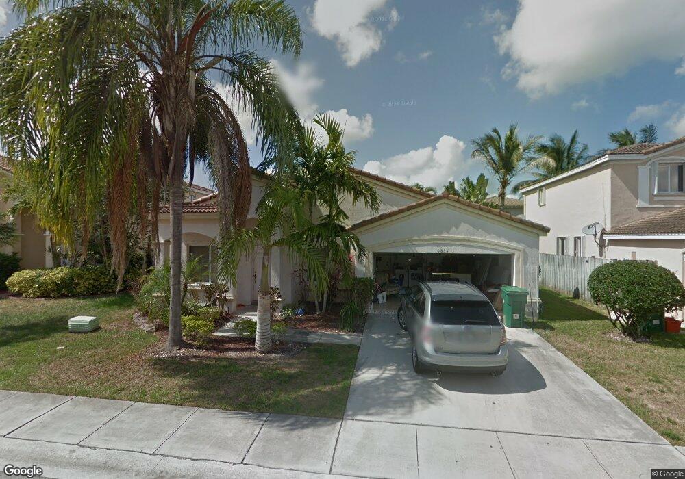 10635 SW 17th Place, Davie, FL 33324 - photo 1