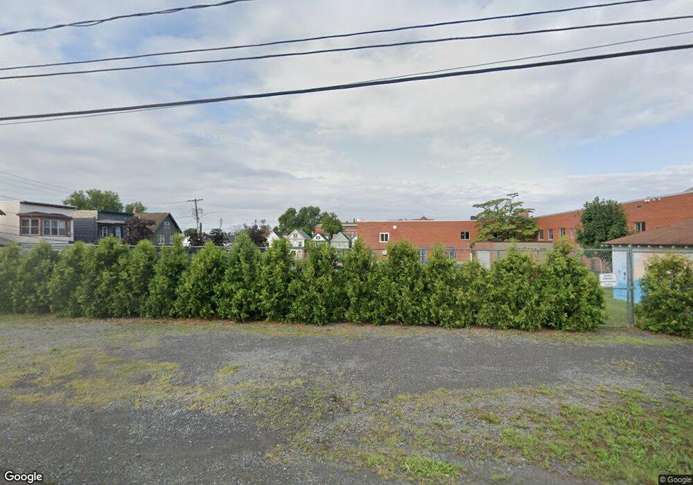 10 Rawson St, Albany, NY 12206 - photo 1