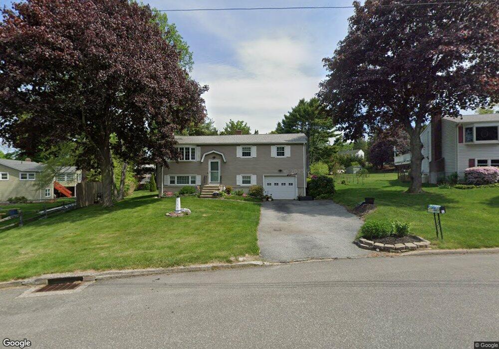 52 Sequin Dr, Groton, CT 06340 - photo 1