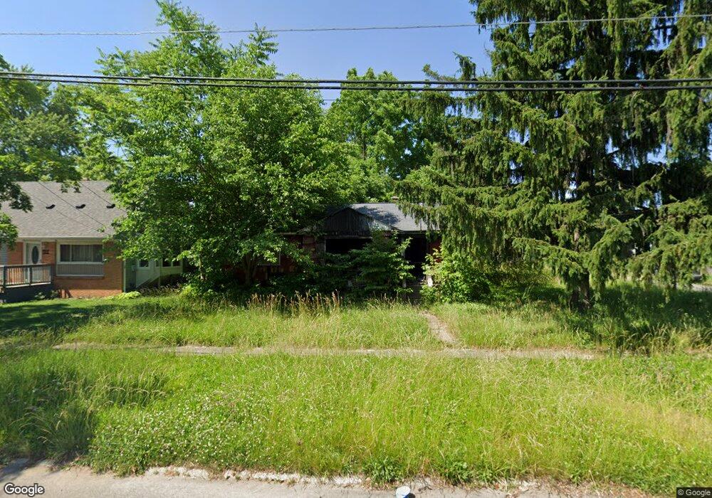 706 Neubert Ave, Flint, MI 48507 - photo 1