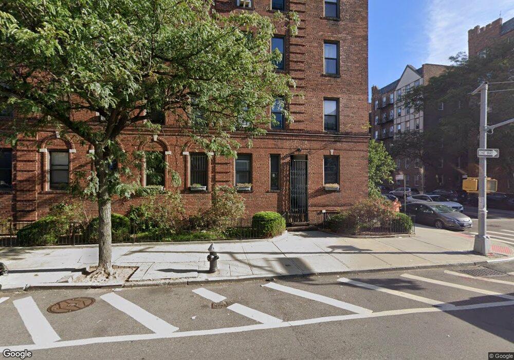 4221 43rd Ave, Long Island City, NY 11104 - photo 1