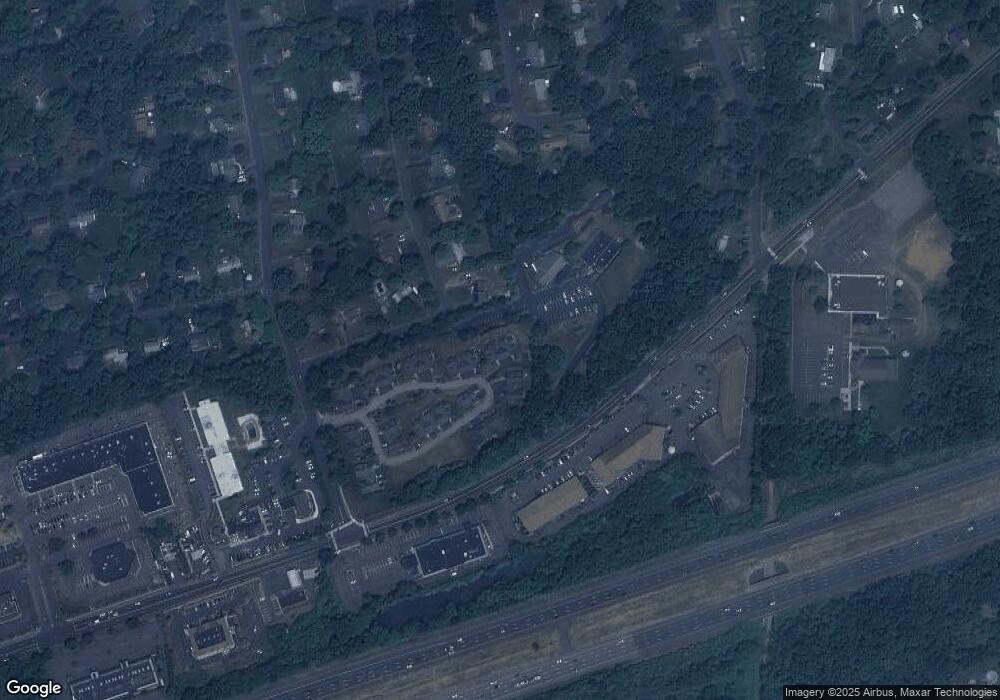 9 Lantern Ln, Vernon Rockville, CT 06066 - photo 1