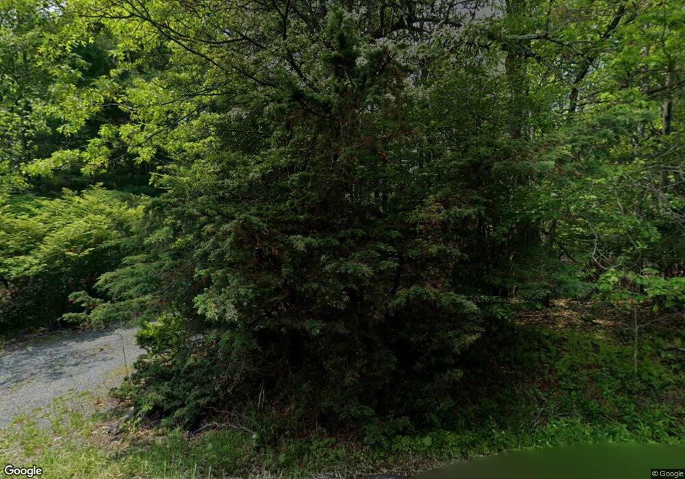 354 Gross Dr, Pocono Pines, PA 18350 - photo 1