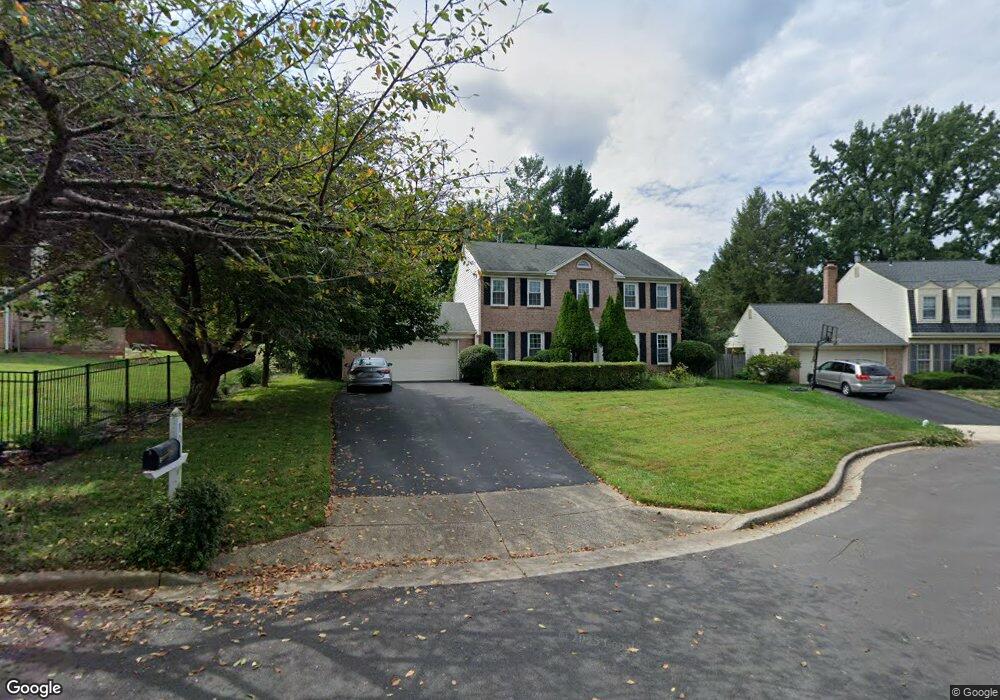 10 Thorburn Ct, Gaithersburg, MD 20878 - photo 1