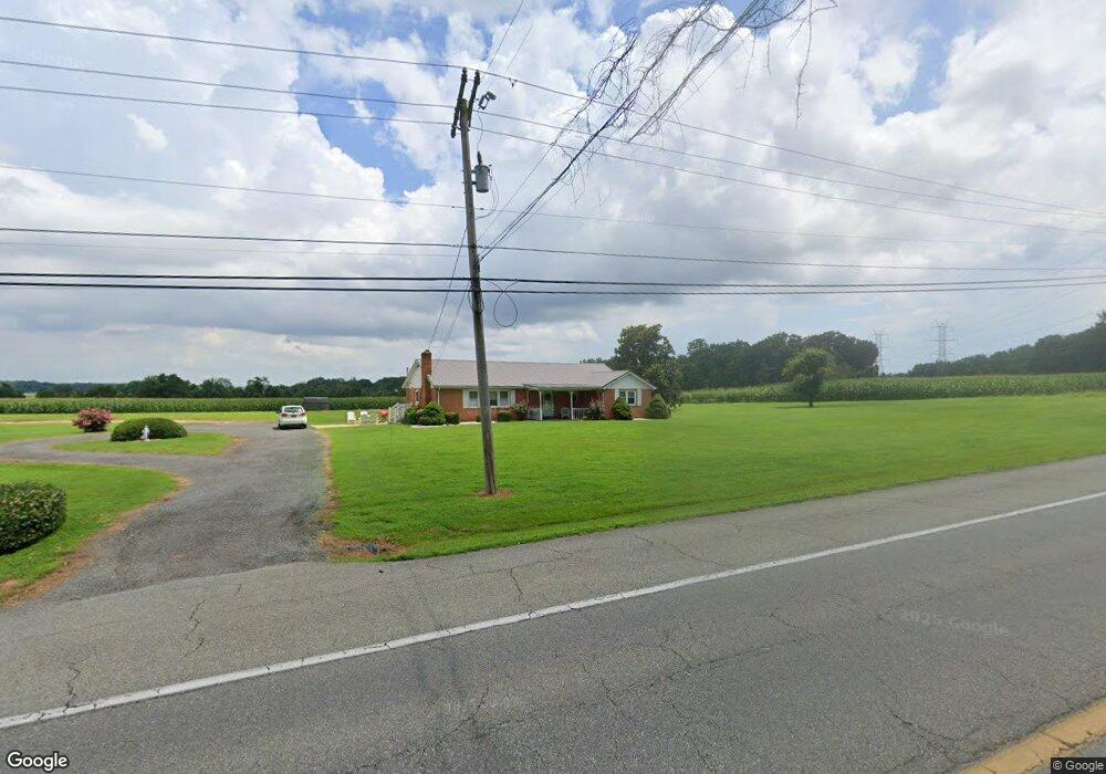 10535 Budds Creek Rd, Faulkner, MD 20632 - photo 1