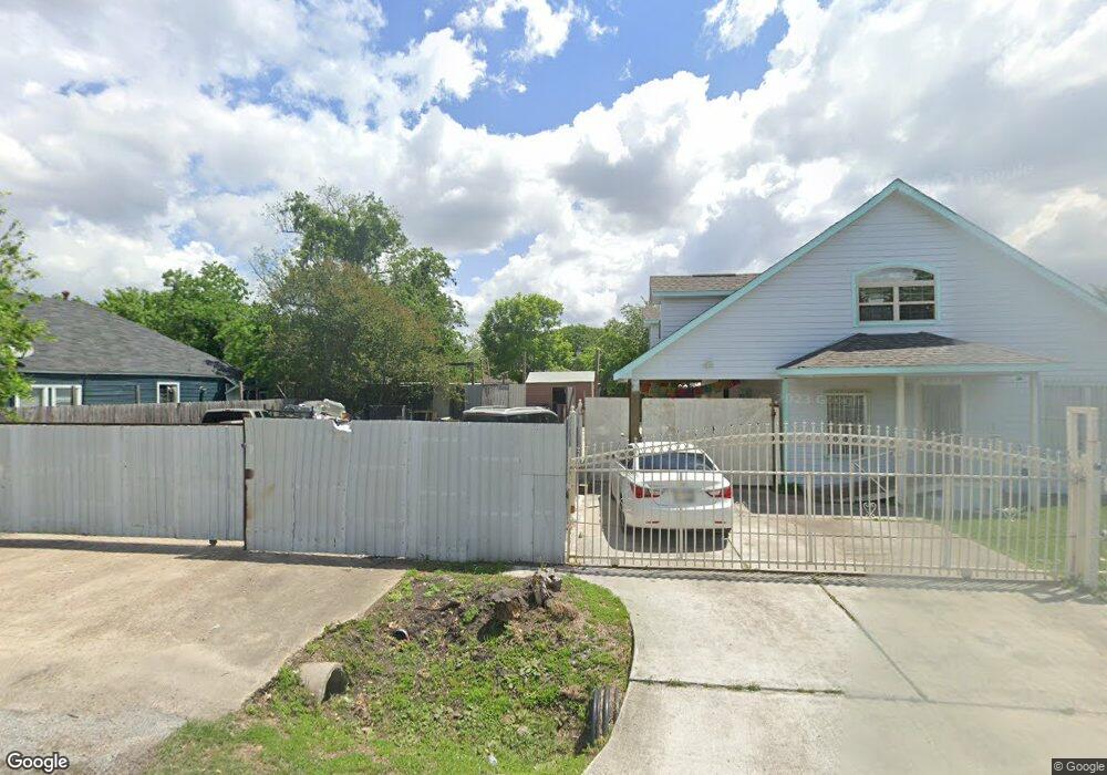 4128 Europa St, Houston, TX 77022 - photo 1
